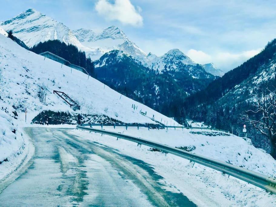 Вілла Kleine Alpenhuette In Lend 2024 Neben Der Salzach Екстер'єр фото